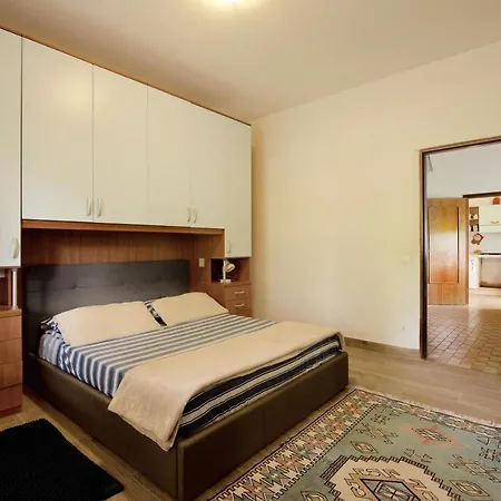 Apartment House *